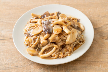 Stir fried mixed mushroom with oyster sauce