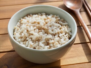 아시아 음식 보리밥, 식사