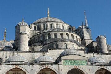 Fototapeta na wymiar イスタンブールのスルタンアフメト・モスク（ブルーモスク）