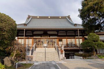 Fototapeta premium 徳林寺の本堂【足利基氏の入間川御所跡付近】／埼玉県狭山市