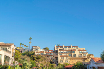 Fototapeta na wymiar Residential buildings with balconies on top of a mountain at San Clemente, California
