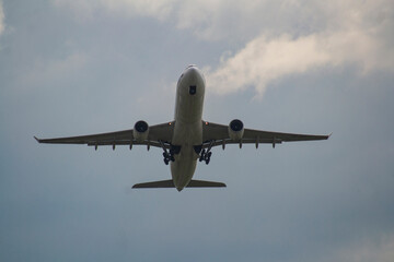 airplane in flight