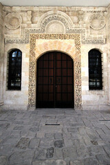 Tarihi Mardin Şehrinde taş binalar ve yaşam