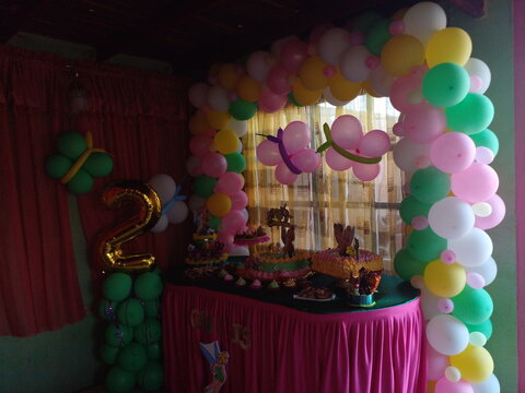 a lot of colorful balloons