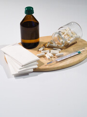 Vitamins und medicine to maintain health during pandemic