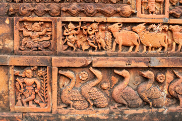 Figurines made of terracotta at Madanmohan Temple, Bishnupur , West Bengal, India .