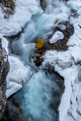 Kleine Schlucht auf dem San Bernandinopass
