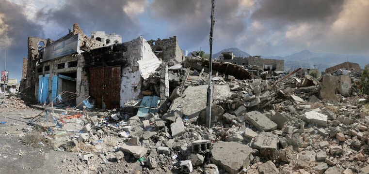Yemeni house destroyed because of the Yemen war, Taiz