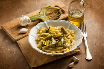 pasta with sauteed artichoke garlic and olive oil