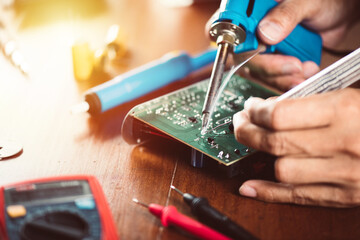 Repairing the electronic device