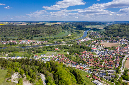 Luftbild Altmühltal bei Beilngries mit Rhein-Main-Donau-Kanal vom Hirschberg aus mit Blickrichtung Ottmaringer Tal