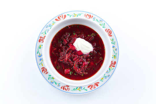 beetroot soup with sour cream
