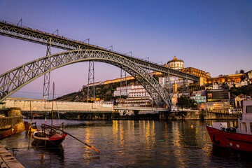 Les quais de Ribeira à Porto