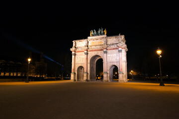 Fototapeta na wymiar Arc de Triomphe du Carrousel is a triumphal arch in Paris