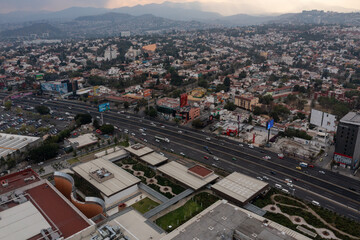 Fototapeta premium Panorámica del Anillo Periférico. Ciudad Satélite, Estado de México