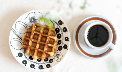 コーヒーとワッフルで休息時間