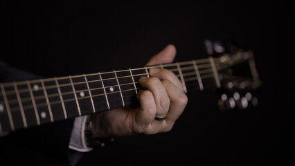 Fototapeta na wymiar person playing guitar