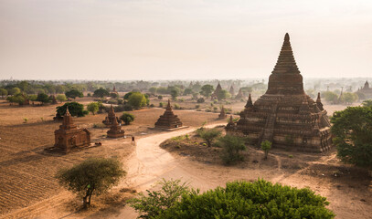 Sunrise at the Temples of Bagan (Pagan), Myanmar (Burma) - obrazy, fototapety, plakaty