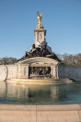 Fototapeta na wymiar Victoria Memorial, a monument to Queen Victoria, Buckingham Palace, London, England
