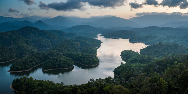 Kland Gate Dam Reservoir at sunrise seen from Bukit Tabur Mountain, Kuala Lumpur, Malaysia, Southeast Asia