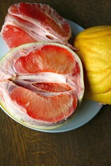 pomelo   Pampelmuse    geschält