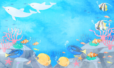Naklejka na ściany i meble 海中の熱帯魚とイルカのベクターイラスト背景(コピースペース )