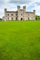 Fototapeta premium Leeds Castle, Maidstone, Kent, England, United Kingdom, Europe