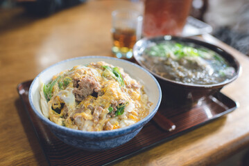牛とじ丼と温そば定食, 初雪食堂, 近江八幡