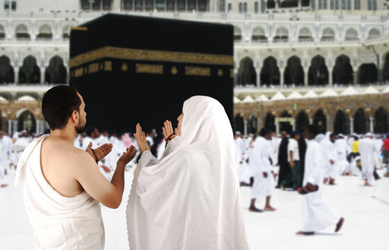 muslim pilgrim in white traditional clothes , high quality