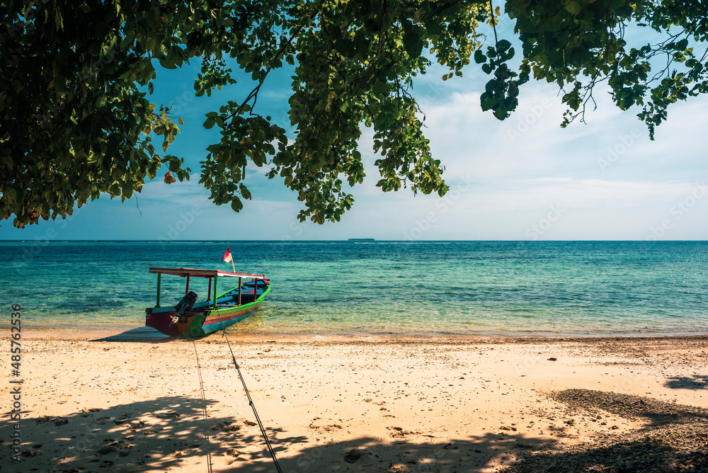 Wall mural Traditional Indonesian Boat at Marak Island, a deserted tropical island near Padang in West Sumatra, Indonesia, Asia