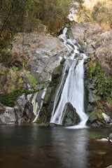 Fototapeta na wymiar 四国香川県高松市塩江町の名瀑「不動の滝」
