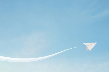青空と紙飛行機のイラスト