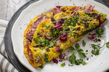 Sirtuin Omelette with Bacon