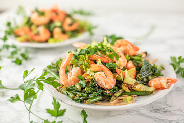 Asian Fried Shrimps with Buckwheat Noodles