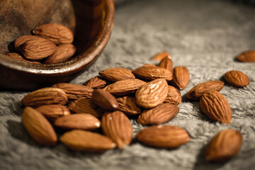 almonds nuts composition 