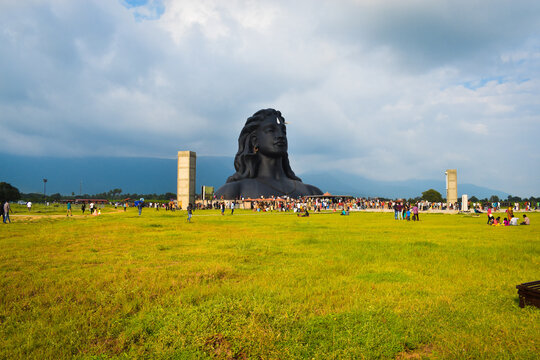 ISHA YOGA BEAUTIFUL SCULPTURE ADIYOGI LORD SHIVA STATUE WITH BLUE SKY MOUNTAIN BACKGROUND