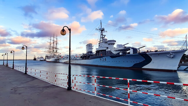 Gdynia, Poland - February 7, 2022: Museum ship ORP Blyskawica and sailing ship SV Dar Pomorza at the waterfront in Gdynia, Poland