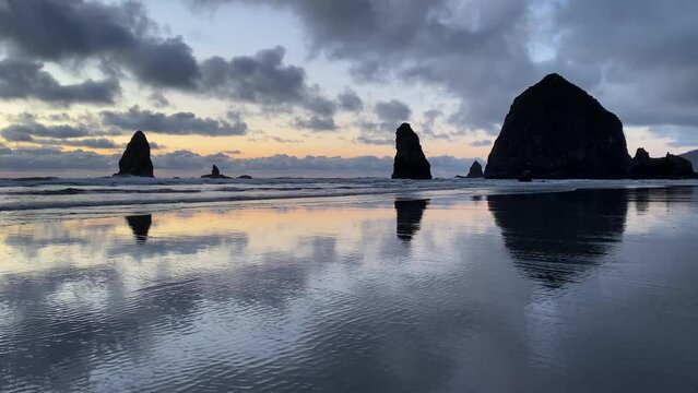 Waves crashing on the coast at Cannon Beach