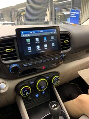 자동차 내 모니터, 네비게이션, 환풍구, 현대자동차 베뉴 / Monitoring, navigation, ventilation in the car 
