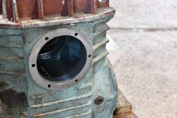 The body of the disassembled gearbox after milling the landing gear.