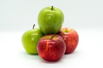 red and green apples