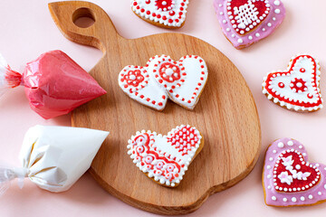 Decorating handmade gingerbread with icing