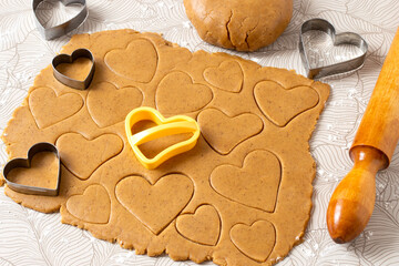 Making heart-shaped gingerbread for Valentine's Day