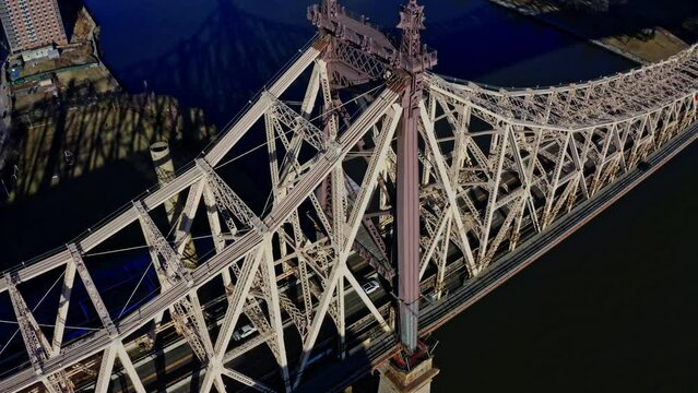 Queensboro Bridge towards Manhattan