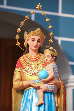 Our Lady of Thailand, Madonna and Child Jesus dress in Thai costume catholic religious statue