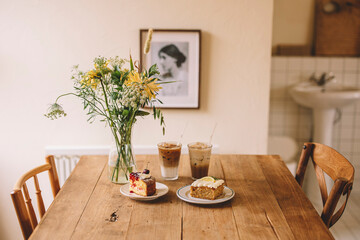 breakfast, flowers, wildflowers, iced coffee, cake, dessert, for lovers, morning, cafe