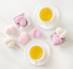 Fototapeta na wymiar Marshmallow set with tea