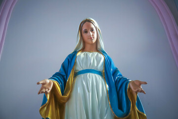 Our Lady of grace Catholic religious Virgin Mary statue - obrazy, fototapety, plakaty