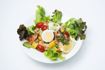 vegetable salad with chicken