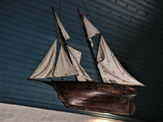 Ancienne maquette de bateau